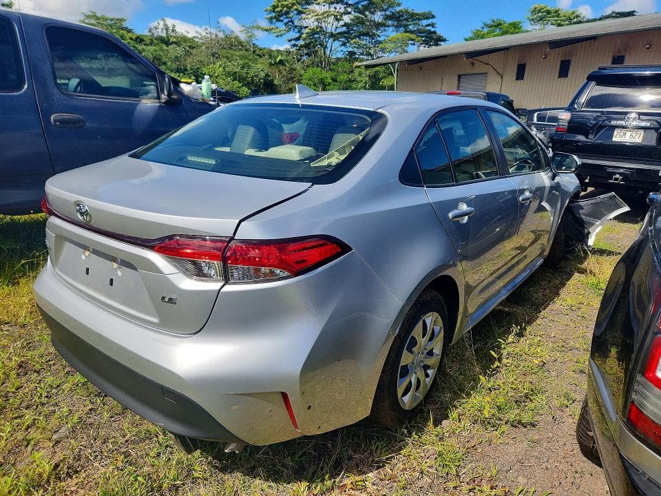 2026 TOYOTA COROLLA LE LE 3