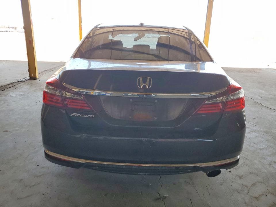 2017 HONDA ACCORD EX 6