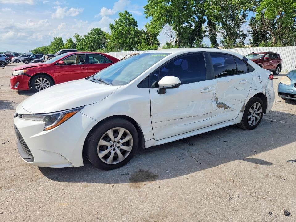 2024 TOYOTA COROLLA LE 1