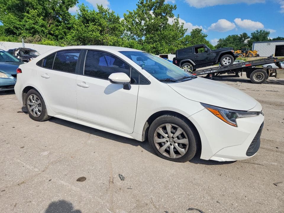 2024 TOYOTA COROLLA LE 4