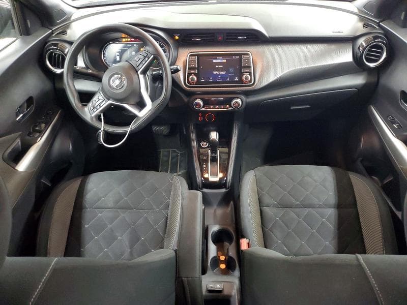 2020 NISSAN KICKS SV SV 8