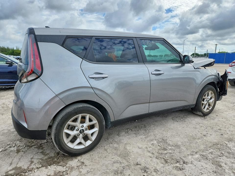 2024 KIA SOUL LX 3
