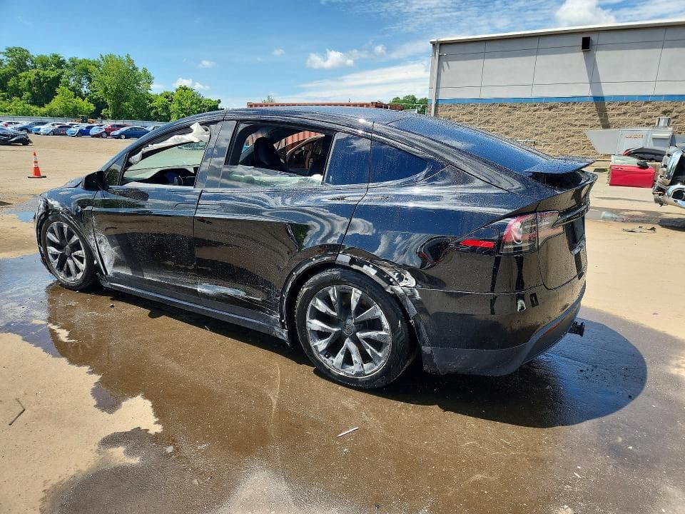 2023 TESLA MODEL X 2