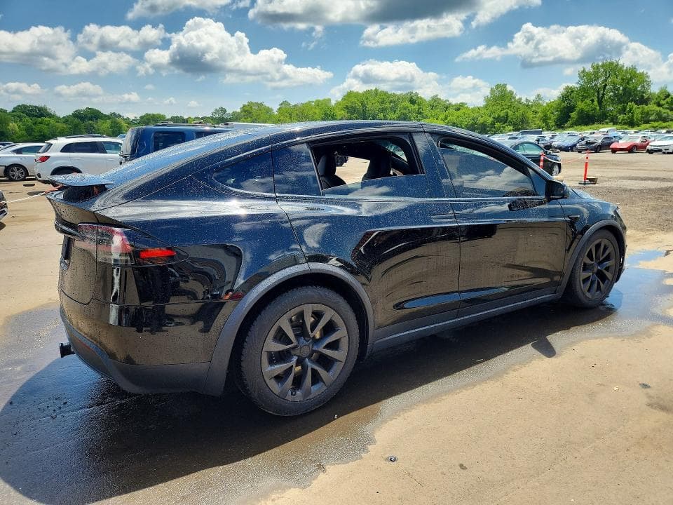 2023 TESLA MODEL X 3