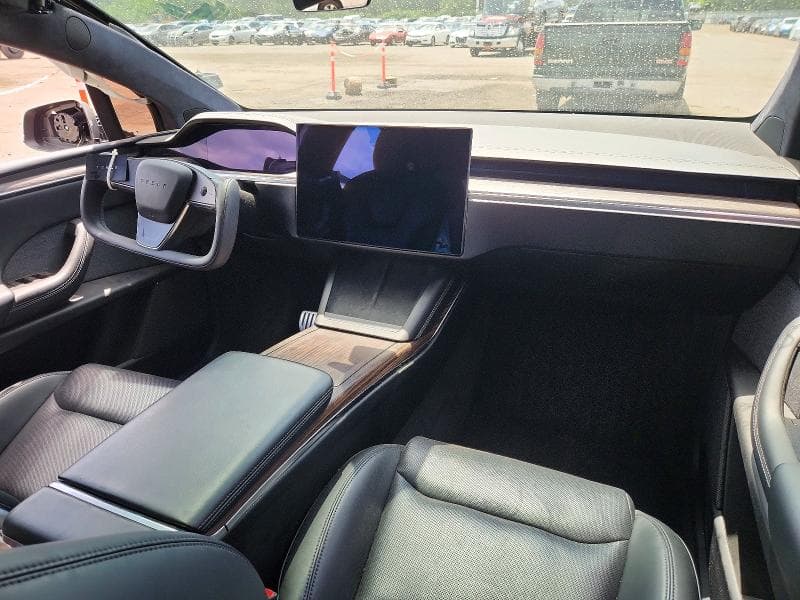 2023 TESLA MODEL X 8