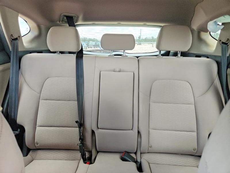 2019 HYUNDAI TUCSON SE 10