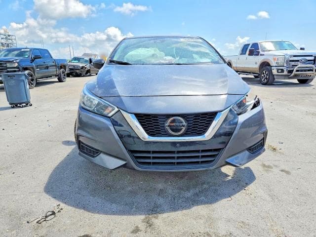 2020 NISSAN VERSA S 5