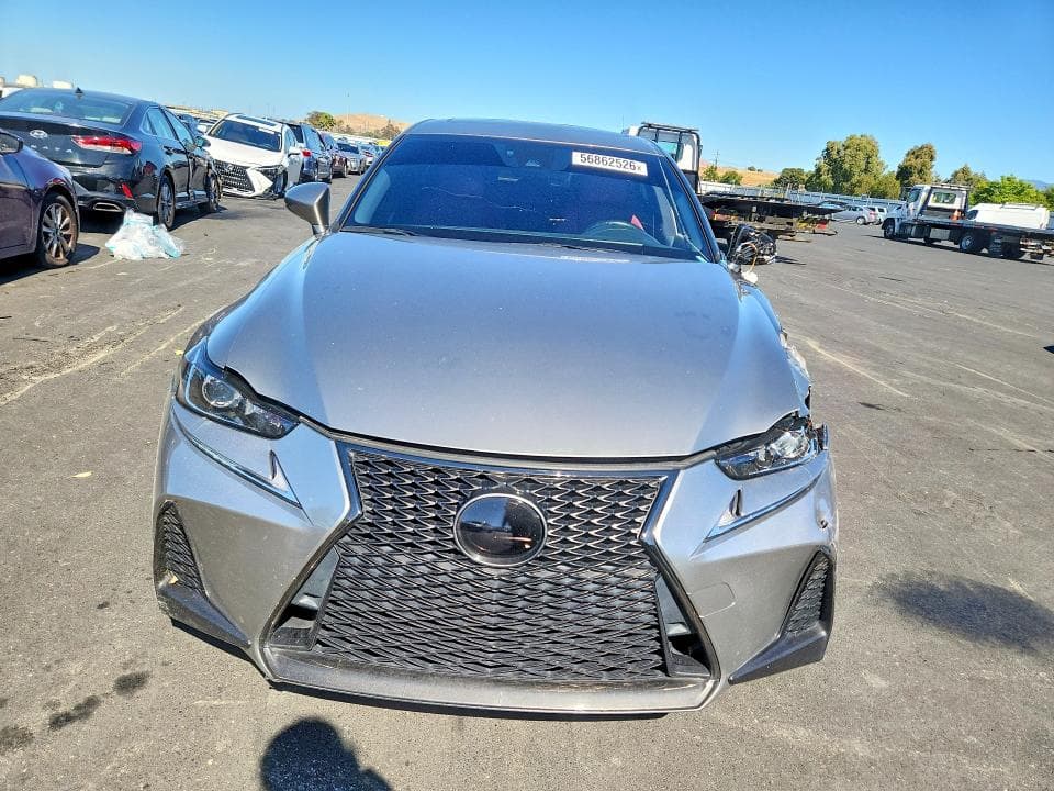 2018 LEXUS IS 300 5
