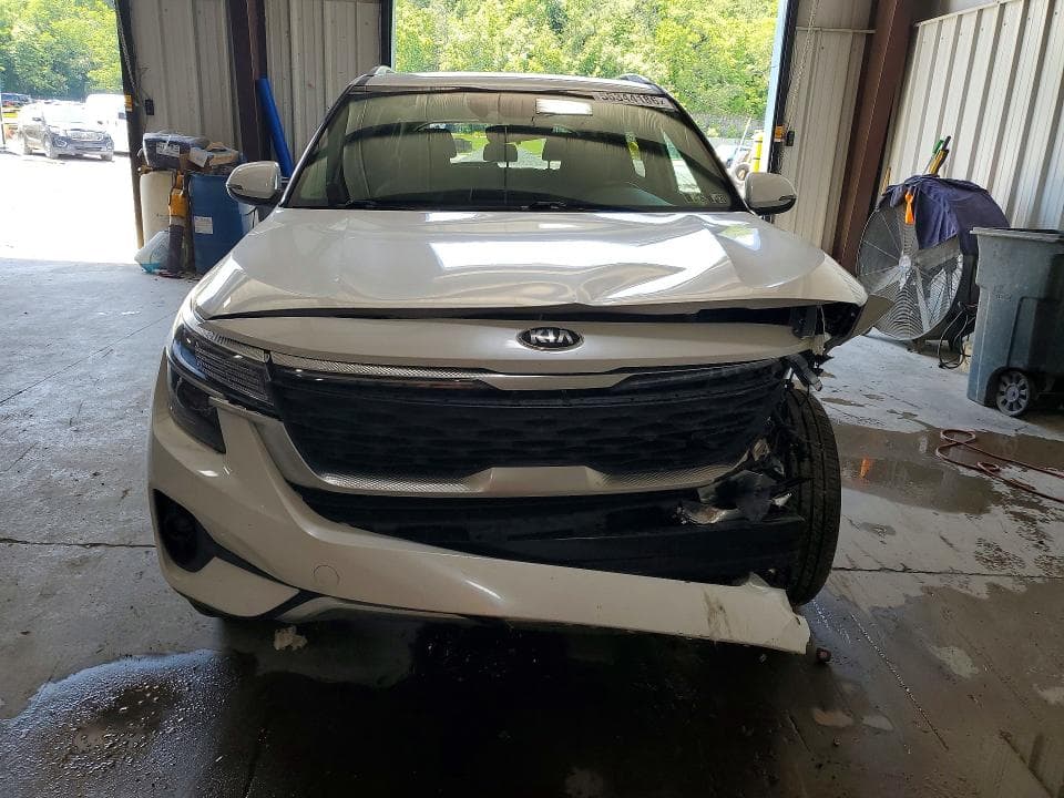 2021 KIA SELTOS EX 5