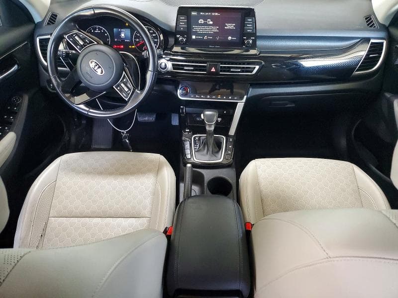 2021 KIA SELTOS EX 8