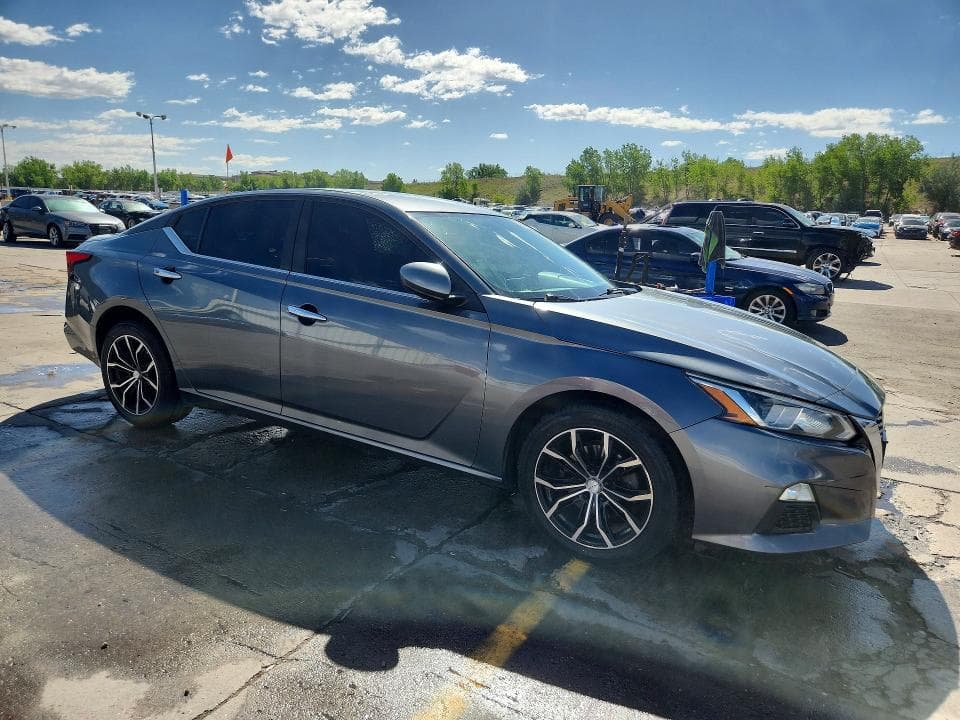 2019 NISSAN ALTIMA S S 4