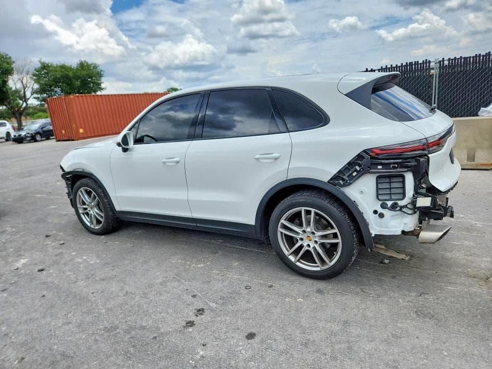 2021 PORSCHE CAYENNE 2