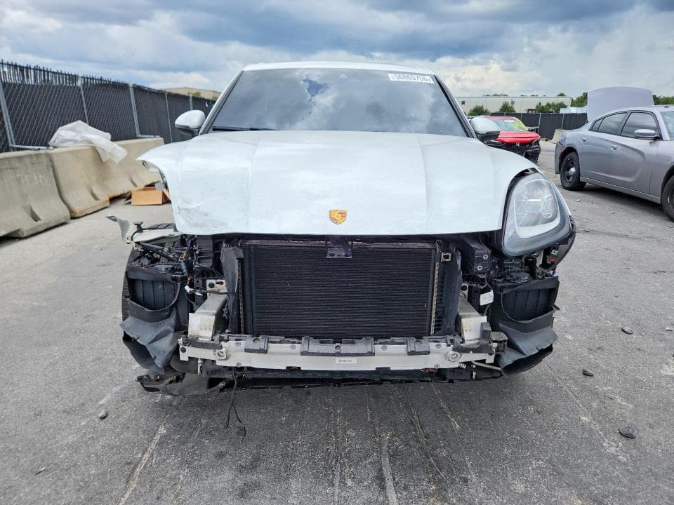 2021 PORSCHE CAYENNE 5
