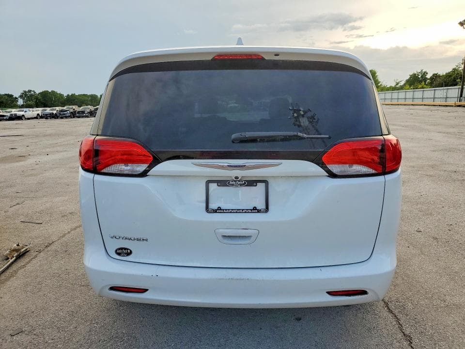 2020 CHRYSLER VOYAGER LX LX 6