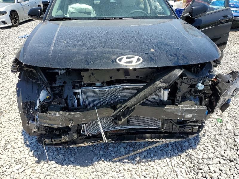 2026 HYUNDAI KONA SE 12