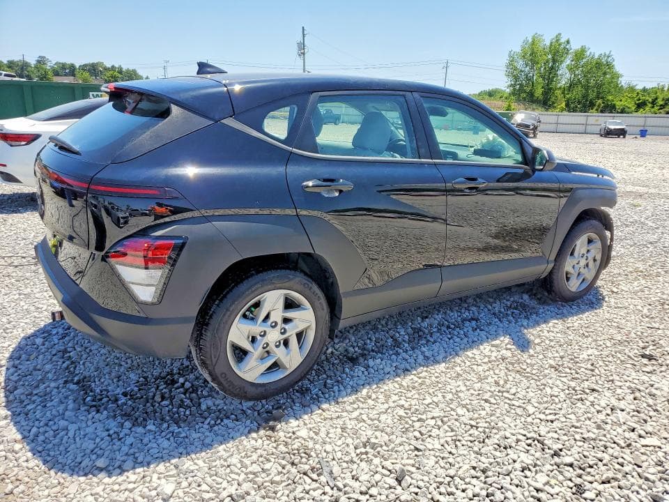 2026 HYUNDAI KONA SE 3
