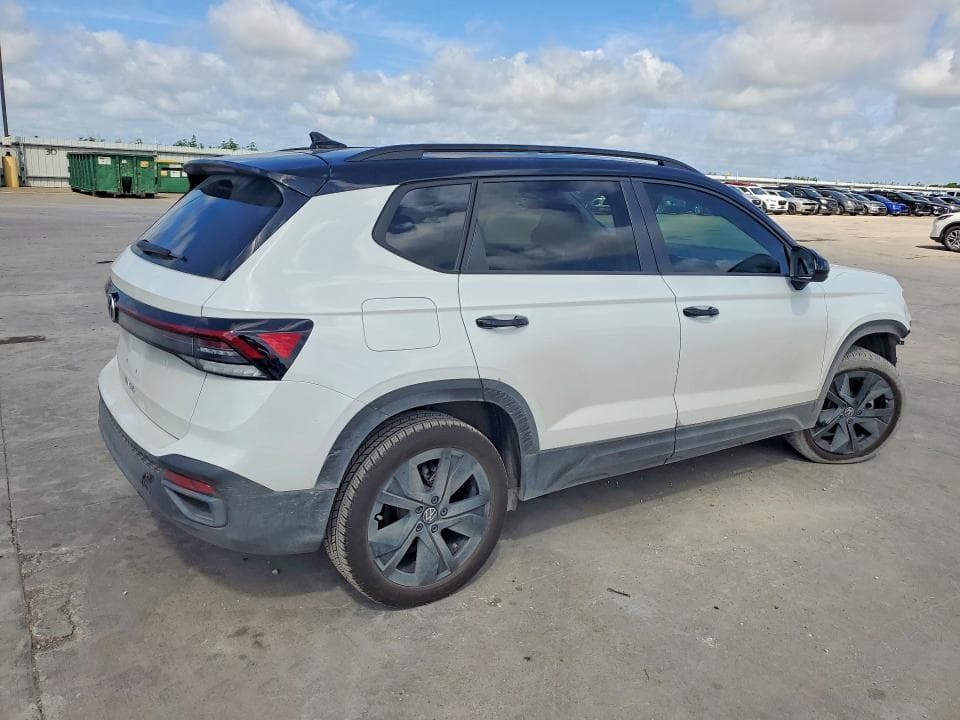 2025 VOLKSWAGEN TAOS SE BLACK 3