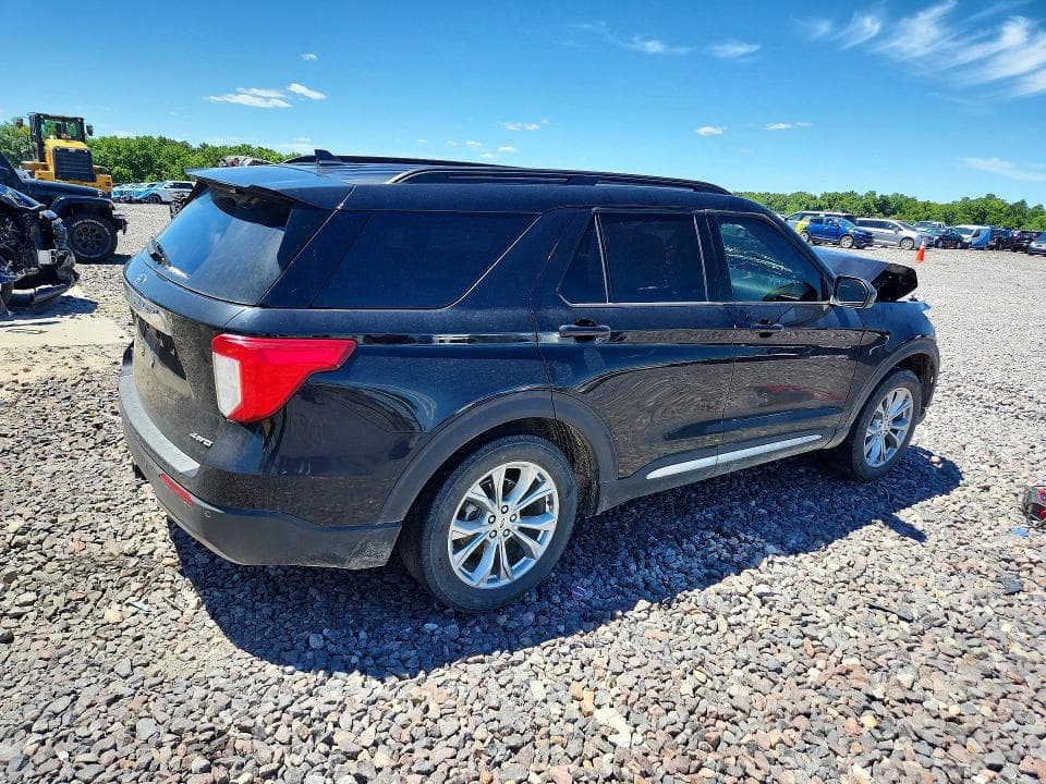 2023 FORD EXPLORER XLT 3