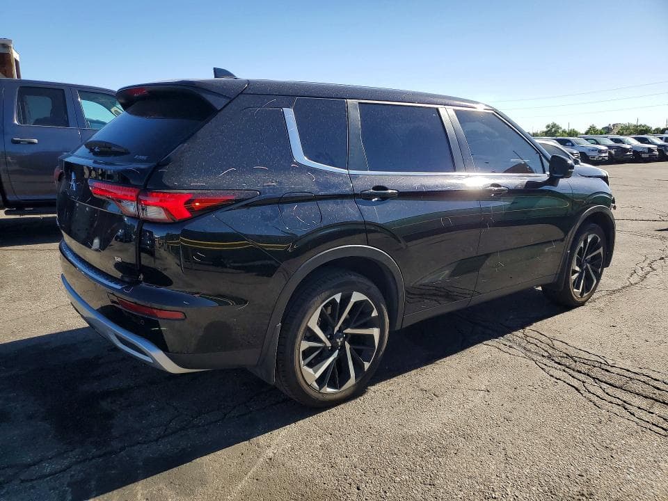 2024 MITSUBISHI OUTLANDER SE 3