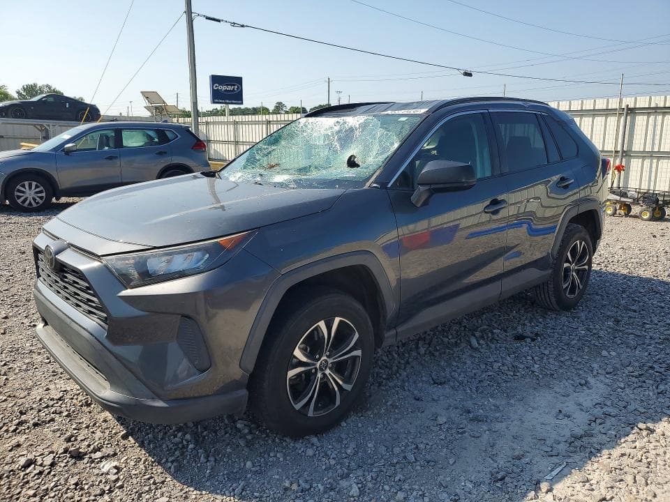 2020 TOYOTA RAV4 LE