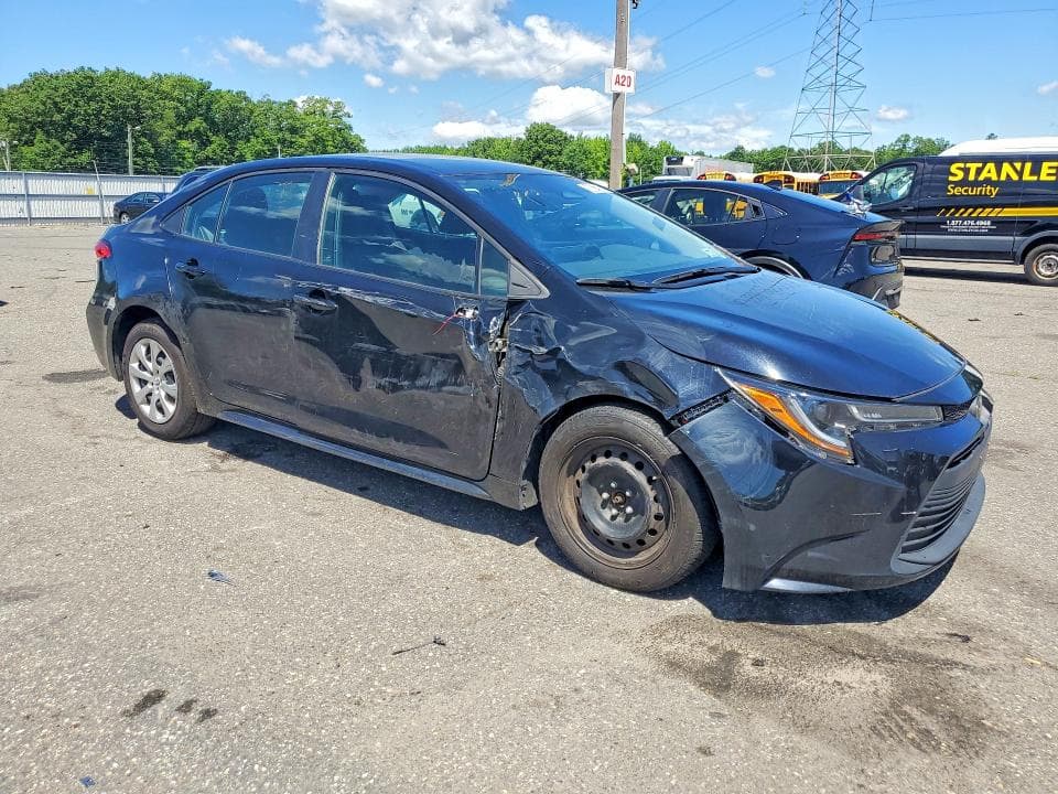2023 TOYOTA COROLLA LE 4