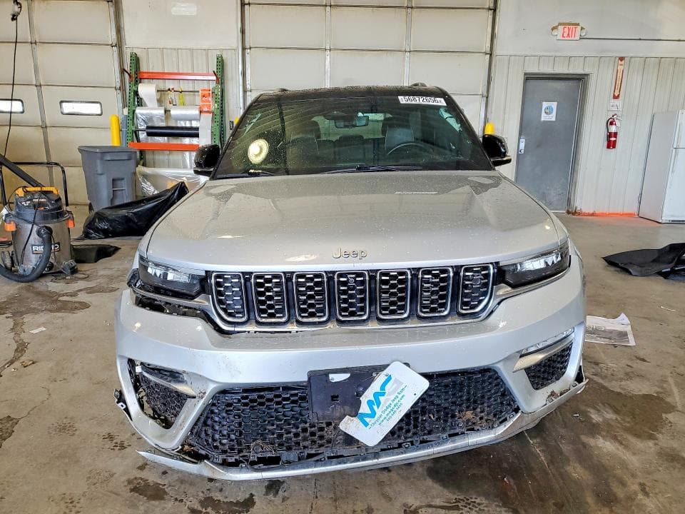 2022 JEEP JEEP 5