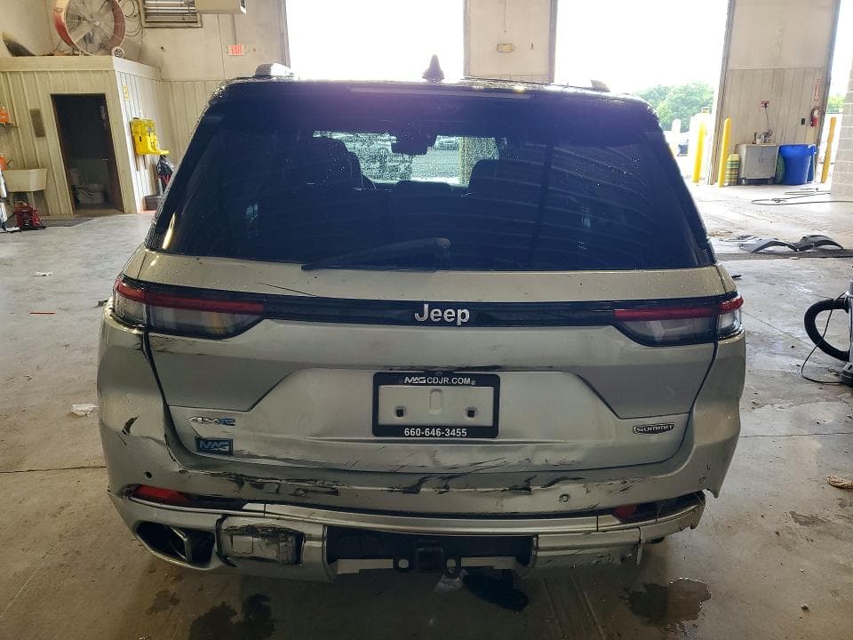2022 JEEP JEEP 6