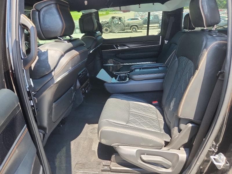 2025 JEEP GRAND WAGONEER SERIES III SERIES III 11