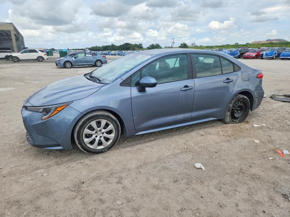2024 TOYOTA COROLLA LE - 1