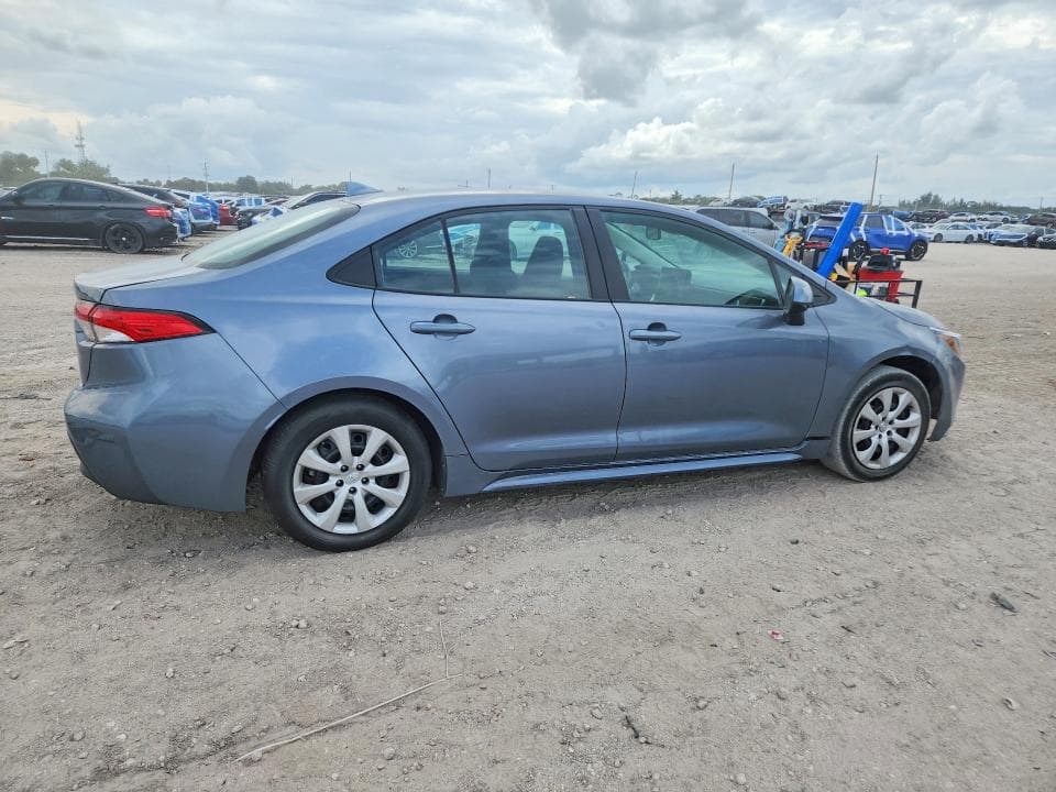 2024 TOYOTA COROLLA LE 3