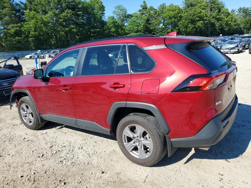 2025 TOYOTA RAV4 XLE 2