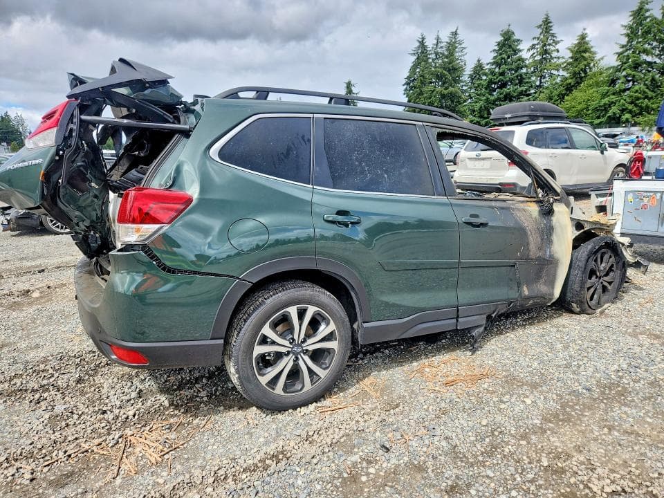 2024 SUBARU FORESTER LIMITED 3