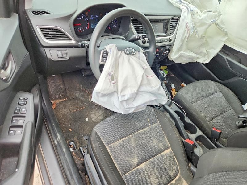 2021 HYUNDAI ACCENT SE SE 8