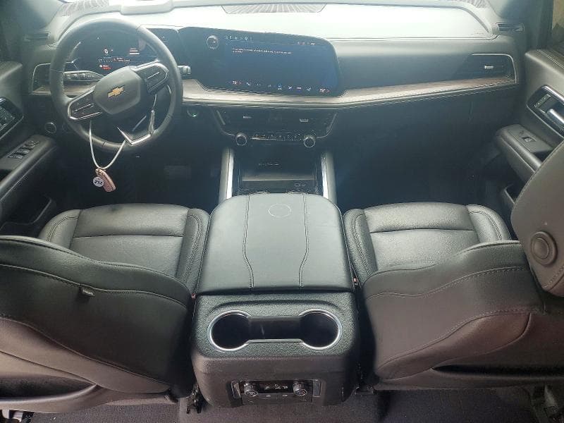 2025 CHEVROLET SUBURBAN C1500 LT 8