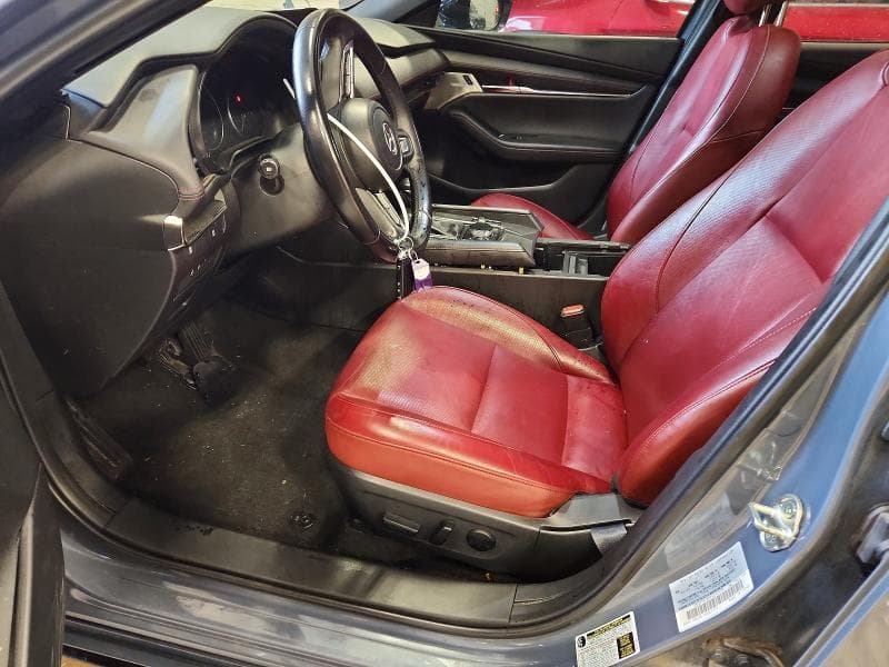 2023 MAZDA 3 PREFERRED 7