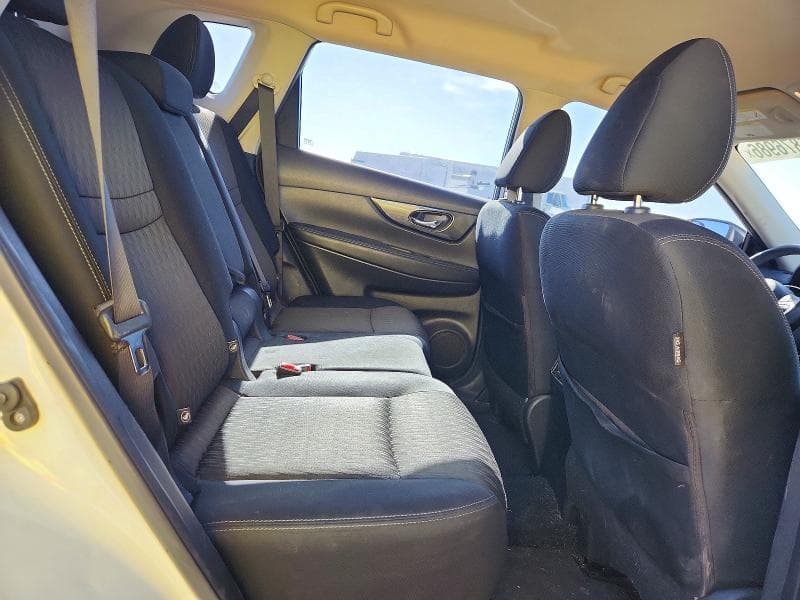 2018 NISSAN ROGUE S 11