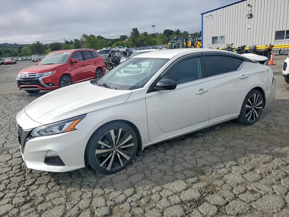 2022 NISSAN ALTIMA SR 1