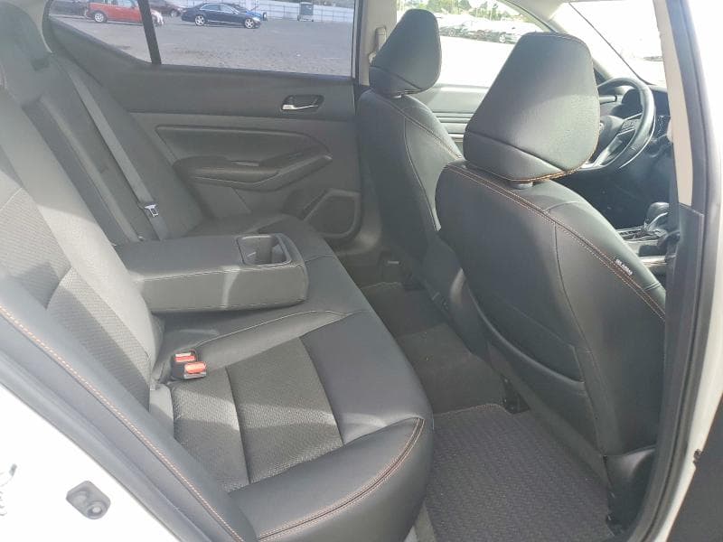 2022 NISSAN ALTIMA SR 10