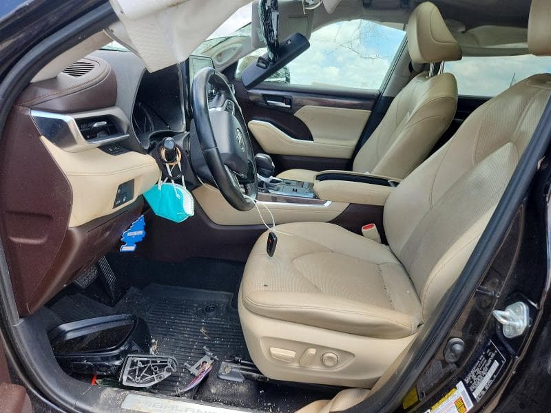 2020 TOYOTA HIGHLANDER LIMITED 7