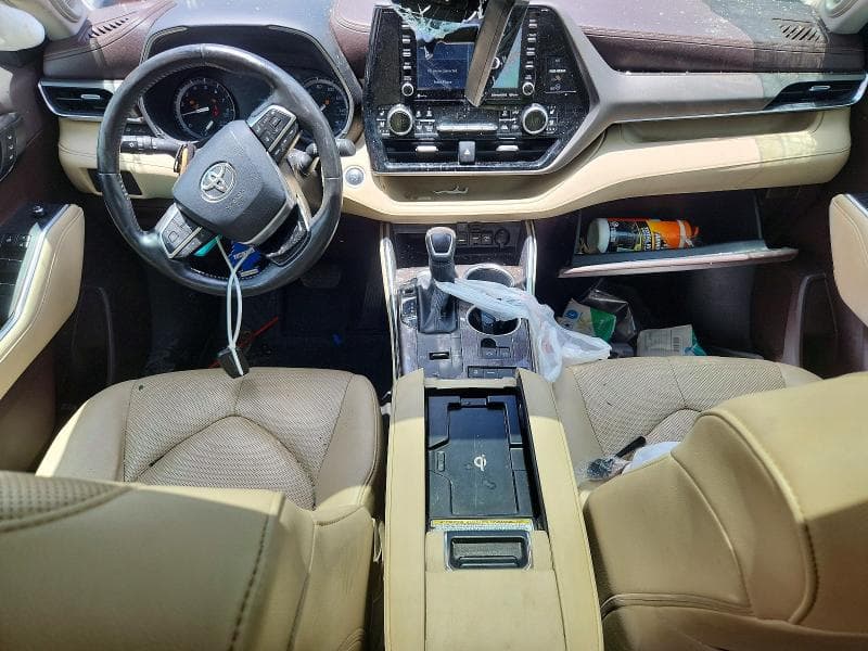 2020 TOYOTA HIGHLANDER LIMITED 8