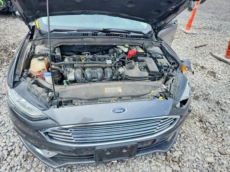 2018 FORD FUSION SE 11