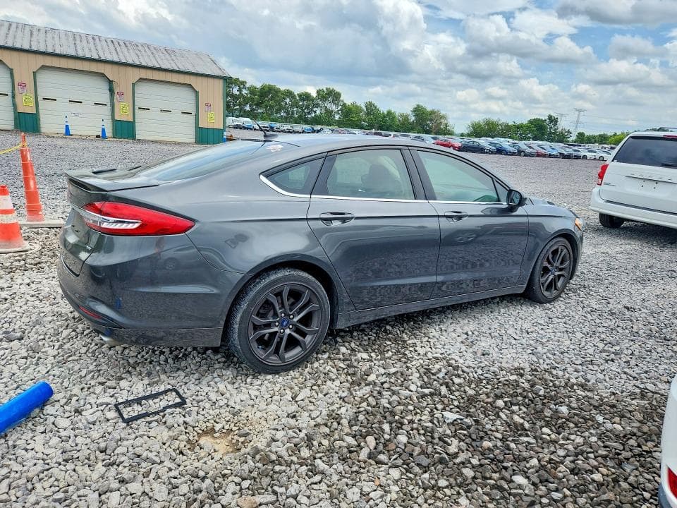 2018 FORD FUSION SE 3