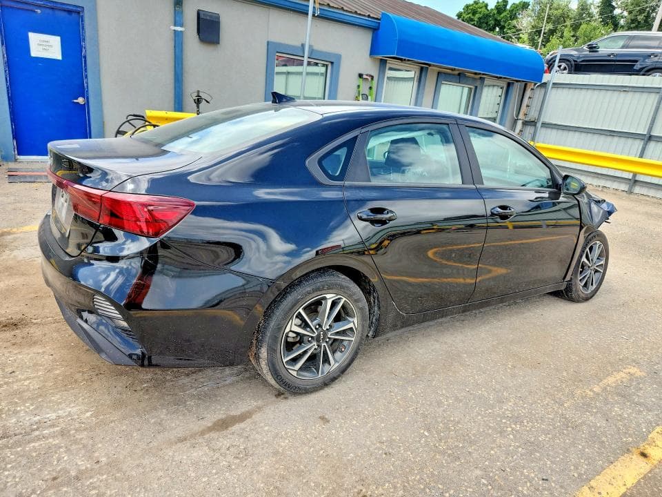 2024 KIA FORTE LXS 3
