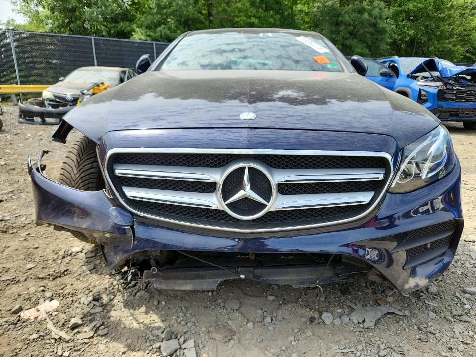 2017 MERCEDES-BENZ E 300 4MATIC 5