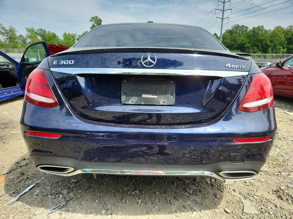 2017 MERCEDES-BENZ E 300 4MATIC 6
