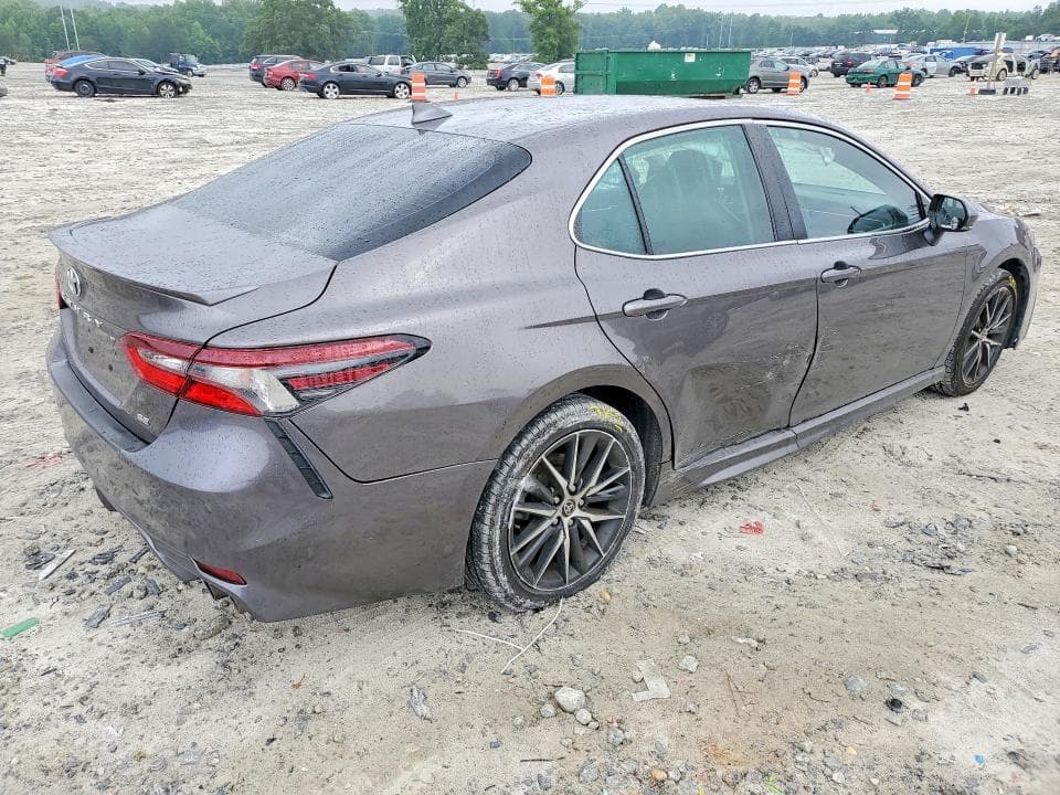 2023 TOYOTA CAMRY SE 3