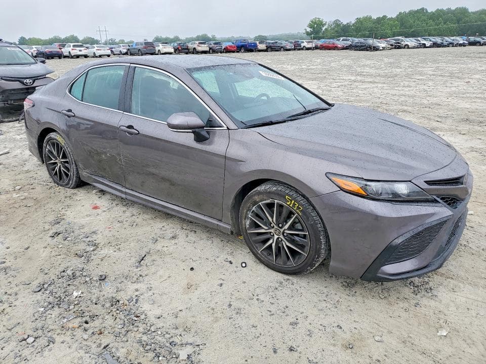 2023 TOYOTA CAMRY SE 4