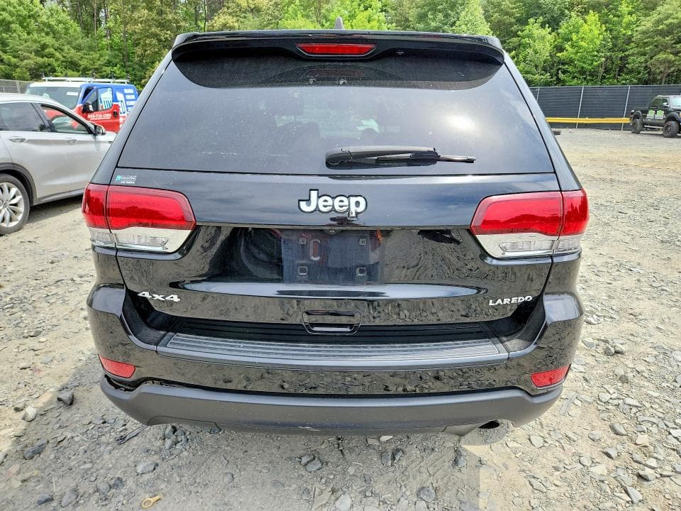 2020 JEEP GRAND CHEROKEE LAREDO 6