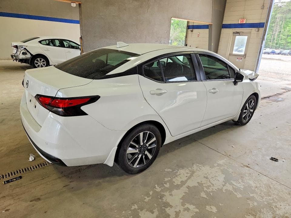 2025 NISSAN VERSA SV 3