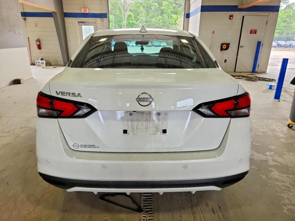 2025 NISSAN VERSA SV 6
